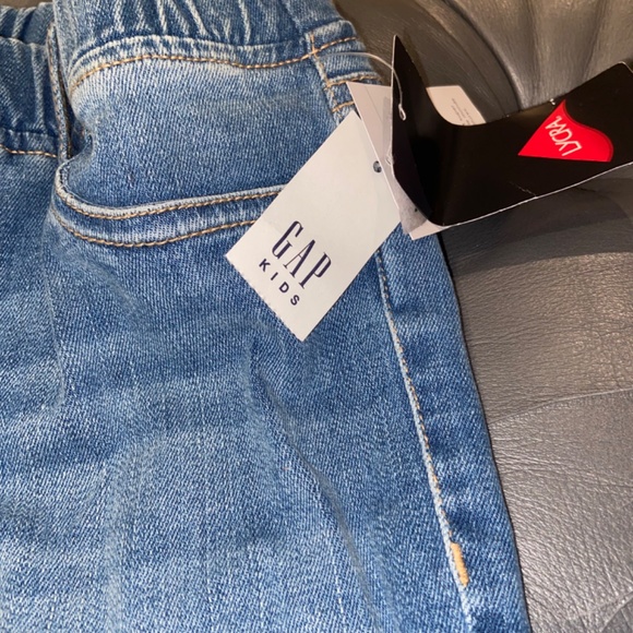 Jeans/Leggings Sequence - Picture 6 of 6